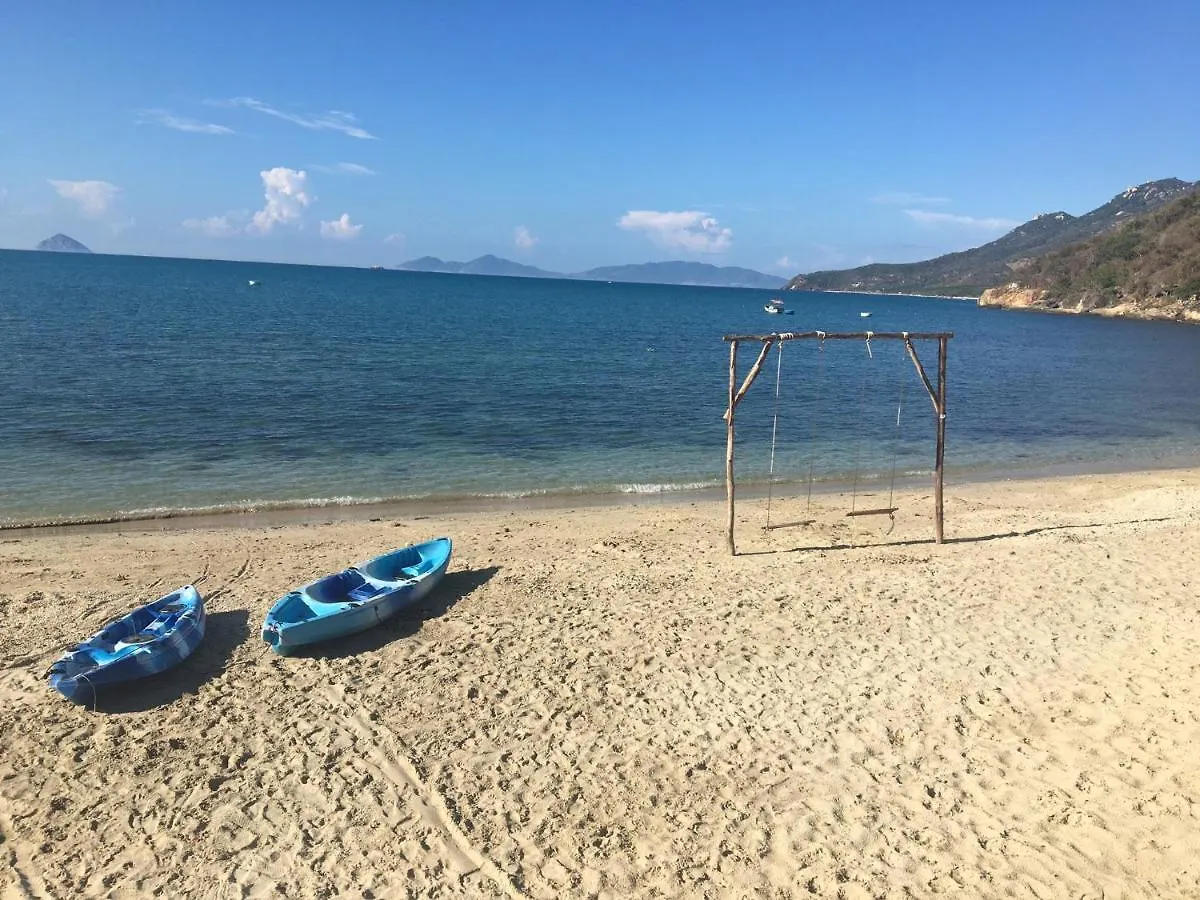 Vietnam Backpacker Hostels - Ninhvana Να Τρανγκ